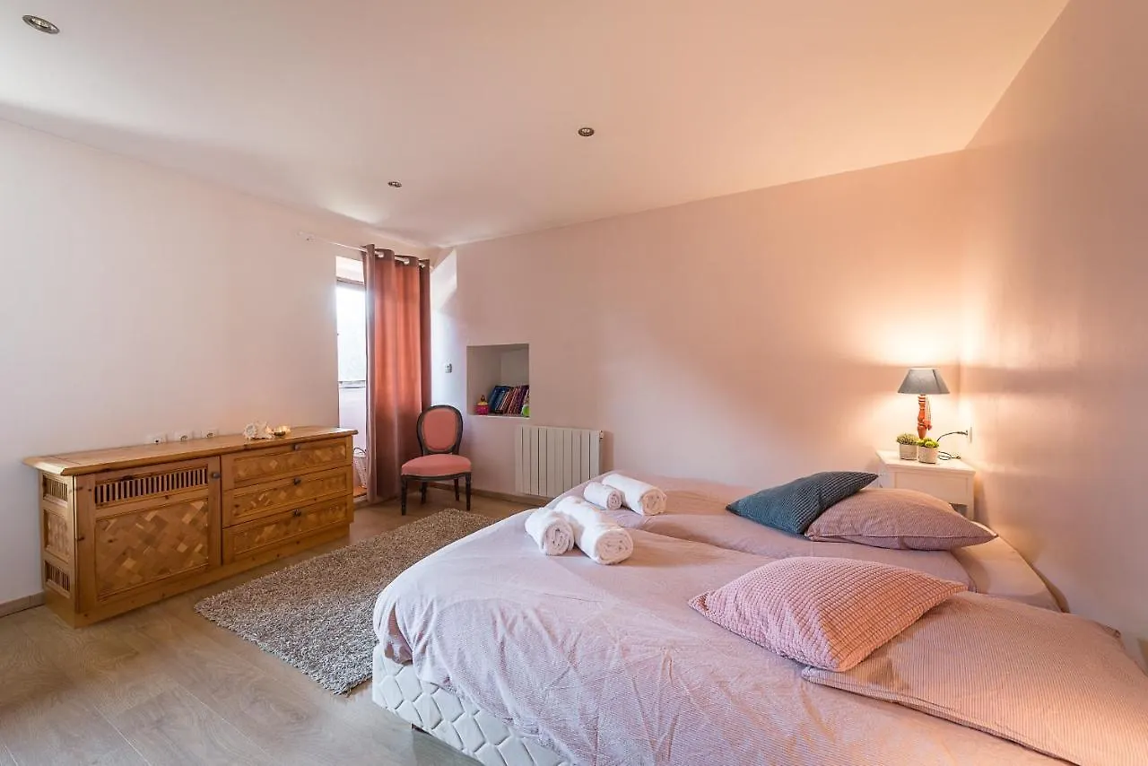 Hébergement de vacances ST-JORIOZ - C'est une maison bleue, 6pax by LocationlacAnnecy, LLA Selections Saint-Jorioz France